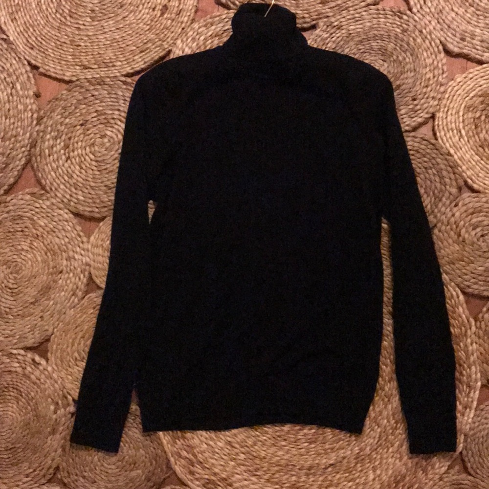 Basic Black Turtle Neck - Picture 2 of 2